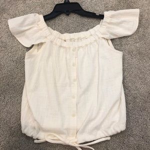 OFF THE SHOULDER CREAM BUTTON DOWN TOP